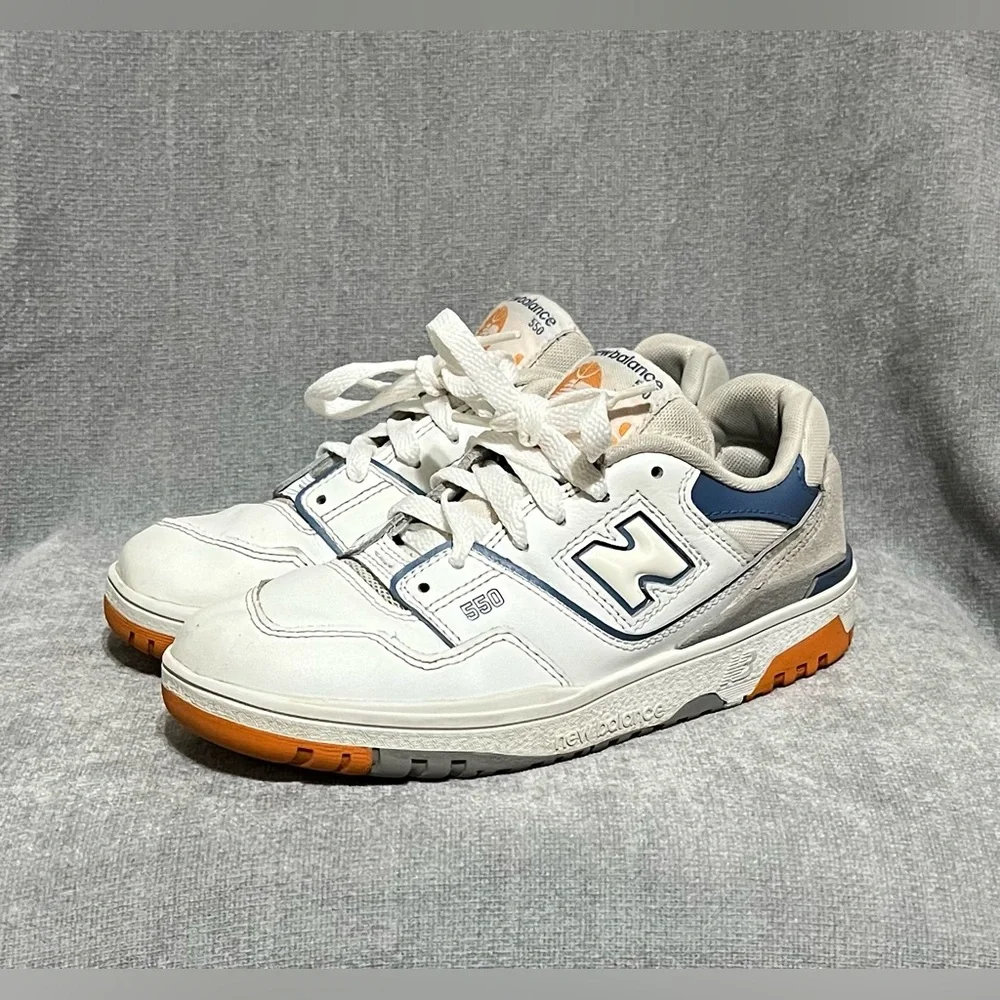 New Balance 550 White and‎ Navy Sneakers with Orange Accents Kids Size 3